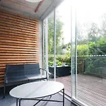 Rauhallinen Huoneisto, Pysaekoeinti, Sauna, Oma Piha Apartmán *